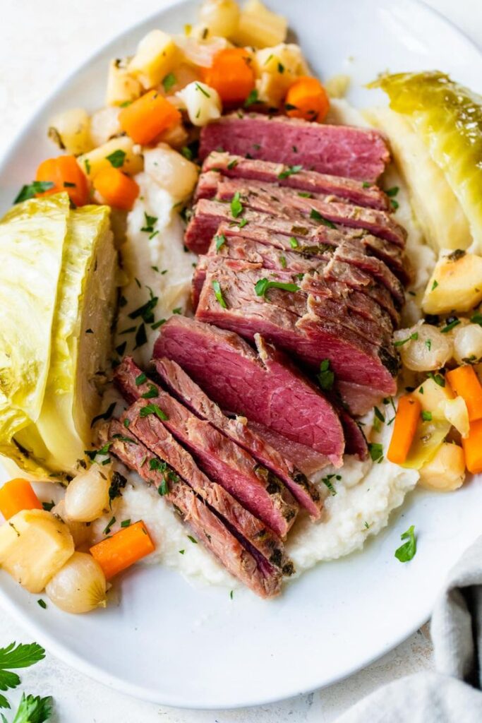 Discover a delightful Corned Beef and Cabbage recipe that blends tradition and flavor. Perfect for gatherings, this dish warms hearts and fills bellies!”