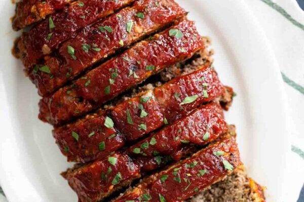 Discover this easy meatloaf recipe, perfect for busy nights! Juicy, flavorful, and ready in just one hour—your family will love this comforting classic!