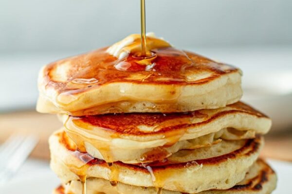 "Deliciously Easy Pancakes: Your Guide to Cooking the Fluffiest Breakfast Delight"