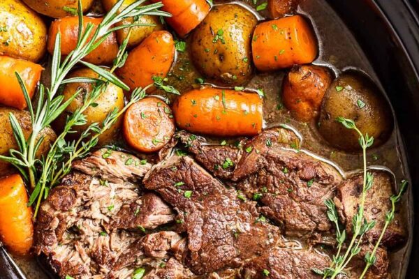 Discover the ultimate comfort food with this tender Slow Cooker Pot Roast. Easy to prepare, packed with flavor, and perfect for family gatherings