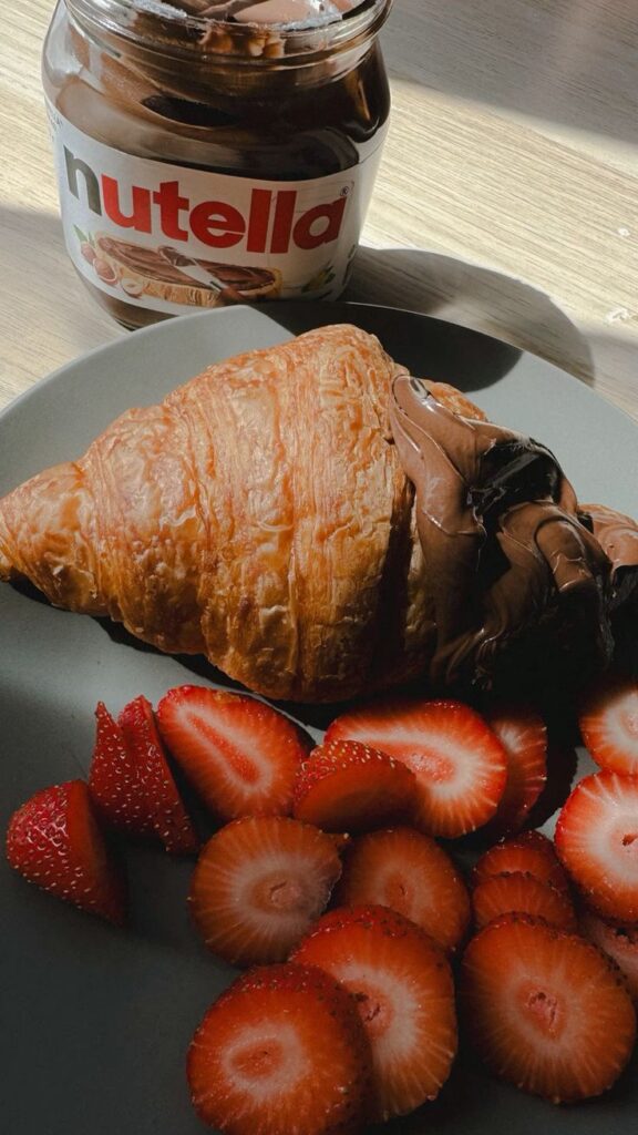 Indulge in crispy flat croissants topped with creamy Nutella and fresh berries. A quick, sweet treat perfect for breakfast, brunch, or a delicious snack